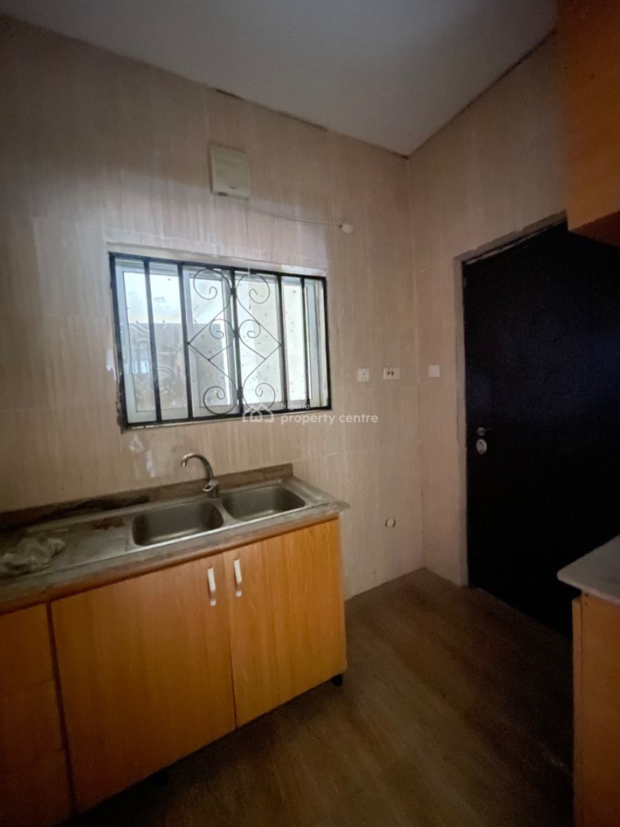 Standard 3 Bedroom Flat with Functional Amenities Suitable for Family, Fashola Estate, Monastery Road., Sangotedo, Ajah, Lagos, Residential Land for Rent