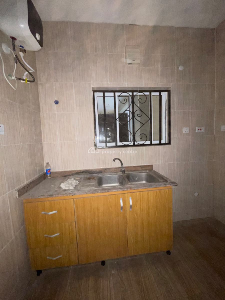 Standard 3 Bedroom Flat with Functional Amenities Suitable for Family, Fashola Estate, Monastery Road., Sangotedo, Ajah, Lagos, Residential Land for Rent