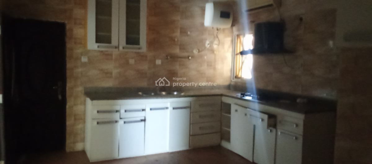 Well Finished, Spacious 3 Bedroom Flat with a Guest Toilet, Jabi, Abuja, Flat / Apartment for Rent