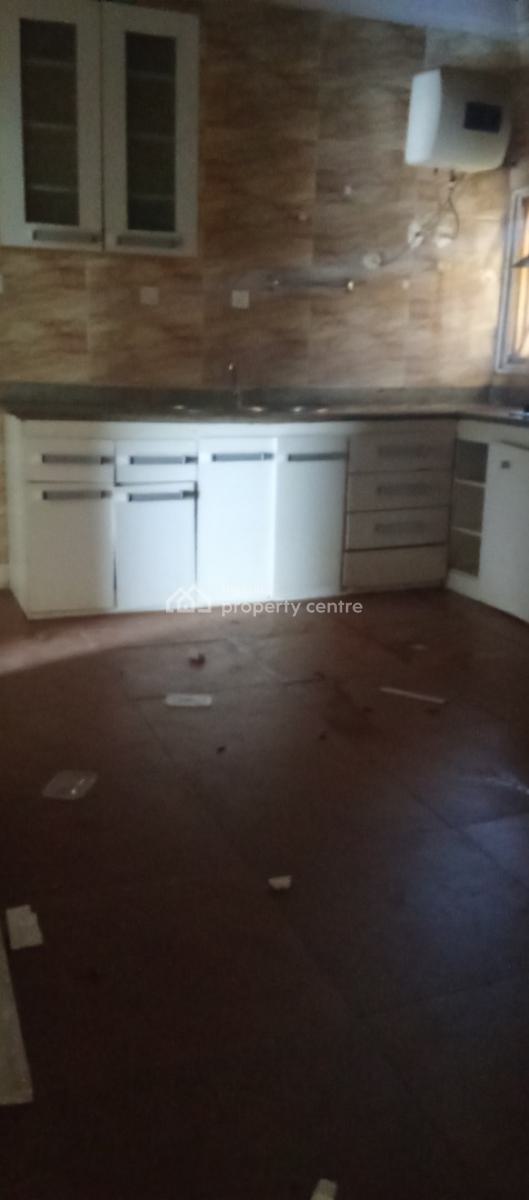 Well Finished, Spacious 3 Bedroom Flat with a Guest Toilet, Jabi, Abuja, Flat / Apartment for Rent