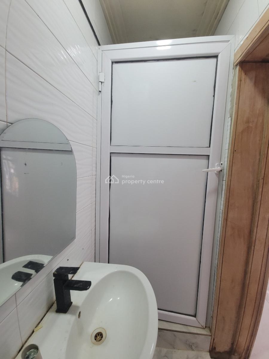2 Bedrooms Flat, Lekki Phase 1, Lekki, Lagos, Flat / Apartment for Rent