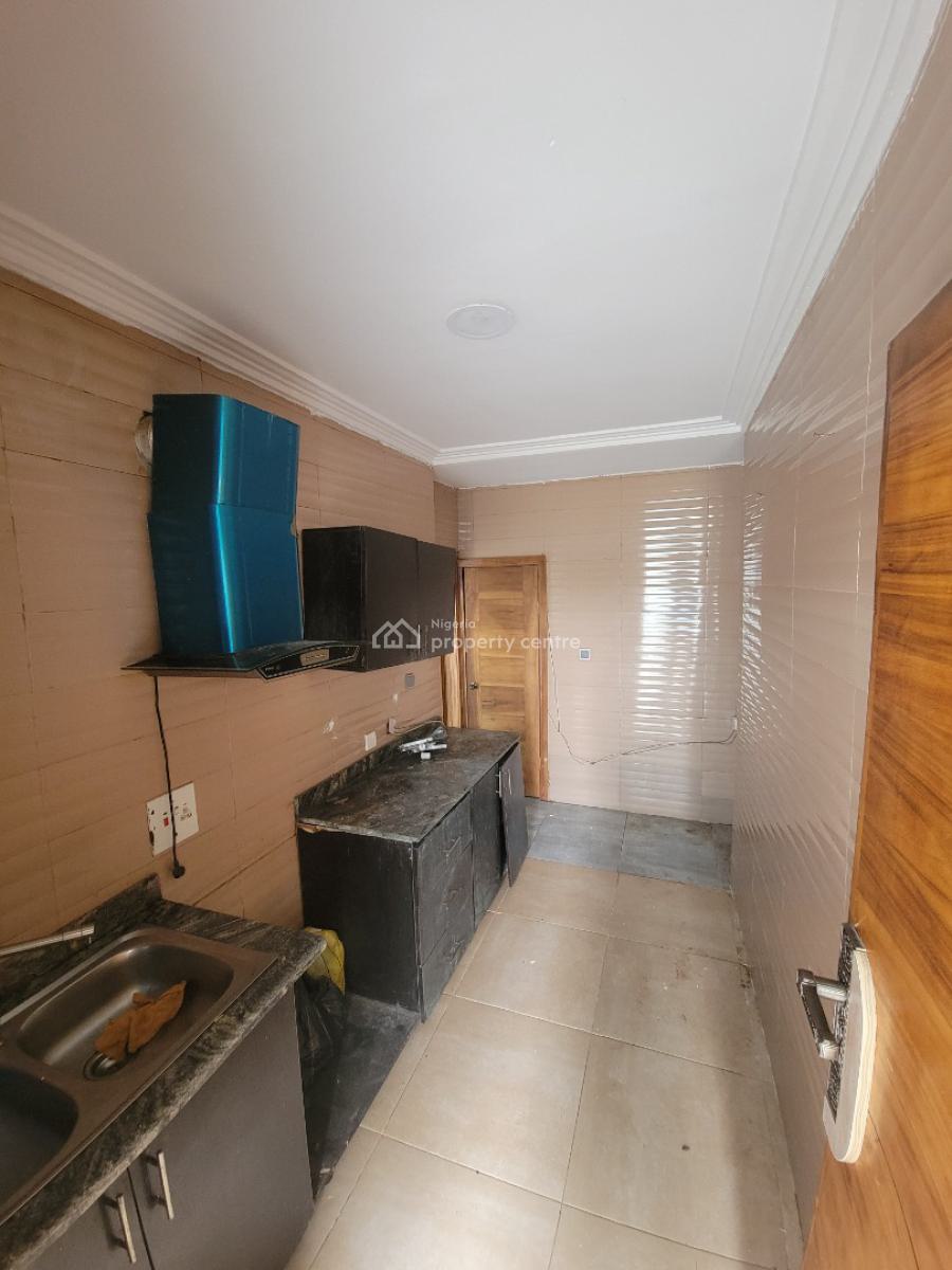2 Bedrooms Flat, Lekki Phase 1, Lekki, Lagos, Flat / Apartment for Rent