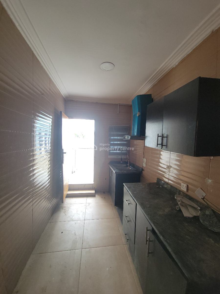 2 Bedrooms Flat, Lekki Phase 1, Lekki, Lagos, Flat / Apartment for Rent