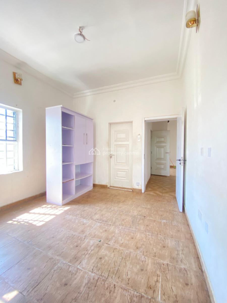 Sharp and Standard 2 Bedroom Apartment, Mobil Road, Ajah, Lagos, Flat / Apartment for Rent