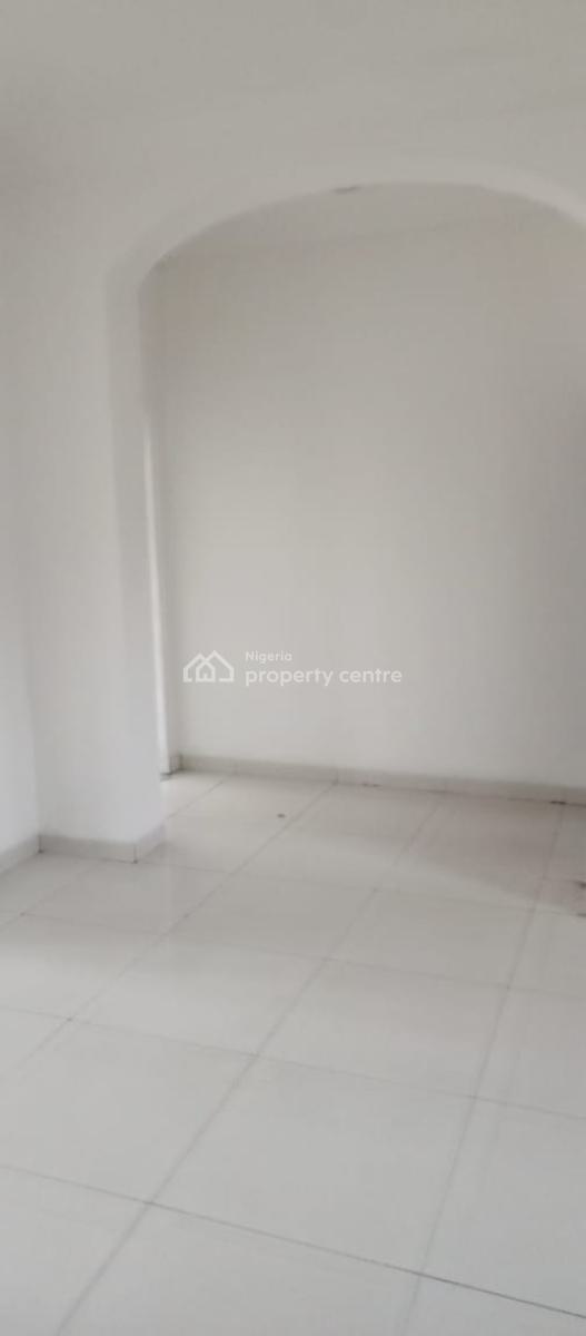 Executive 3bedroom Flat, Mini Estate Off Adebowale, Ojodu, Lagos, Flat / Apartment for Rent