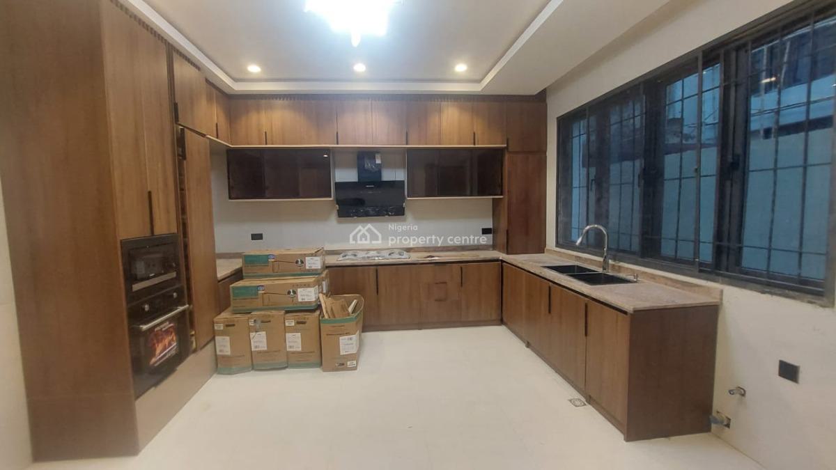 Tastefully Finished 4-bedroom Terraced Duplex with Chalet and Bqs, Asokoro District, Abuja, Terraced Duplex for Rent