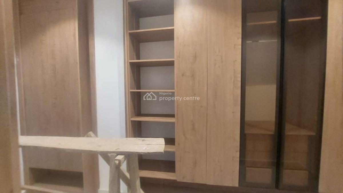 Tastefully Finished 4-bedroom Terraced Duplex with Chalet and Bqs, Asokoro District, Abuja, Terraced Duplex for Rent