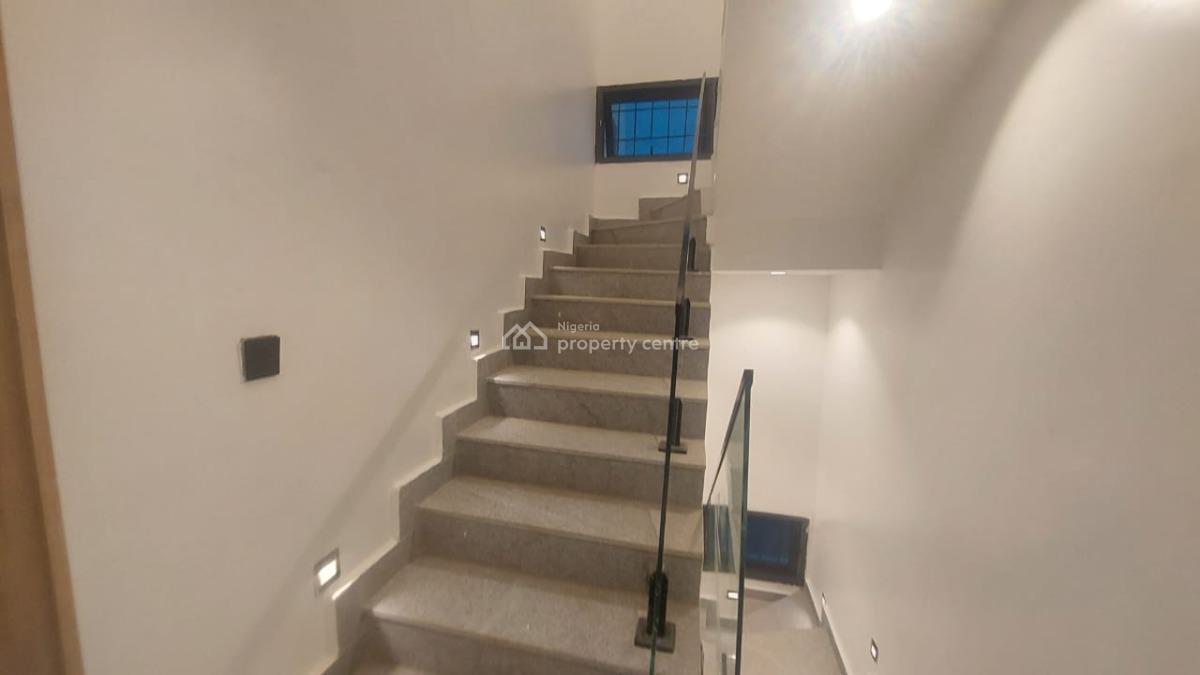 Tastefully Finished 4-bedroom Terraced Duplex with Chalet and Bqs, Asokoro District, Abuja, Terraced Duplex for Rent