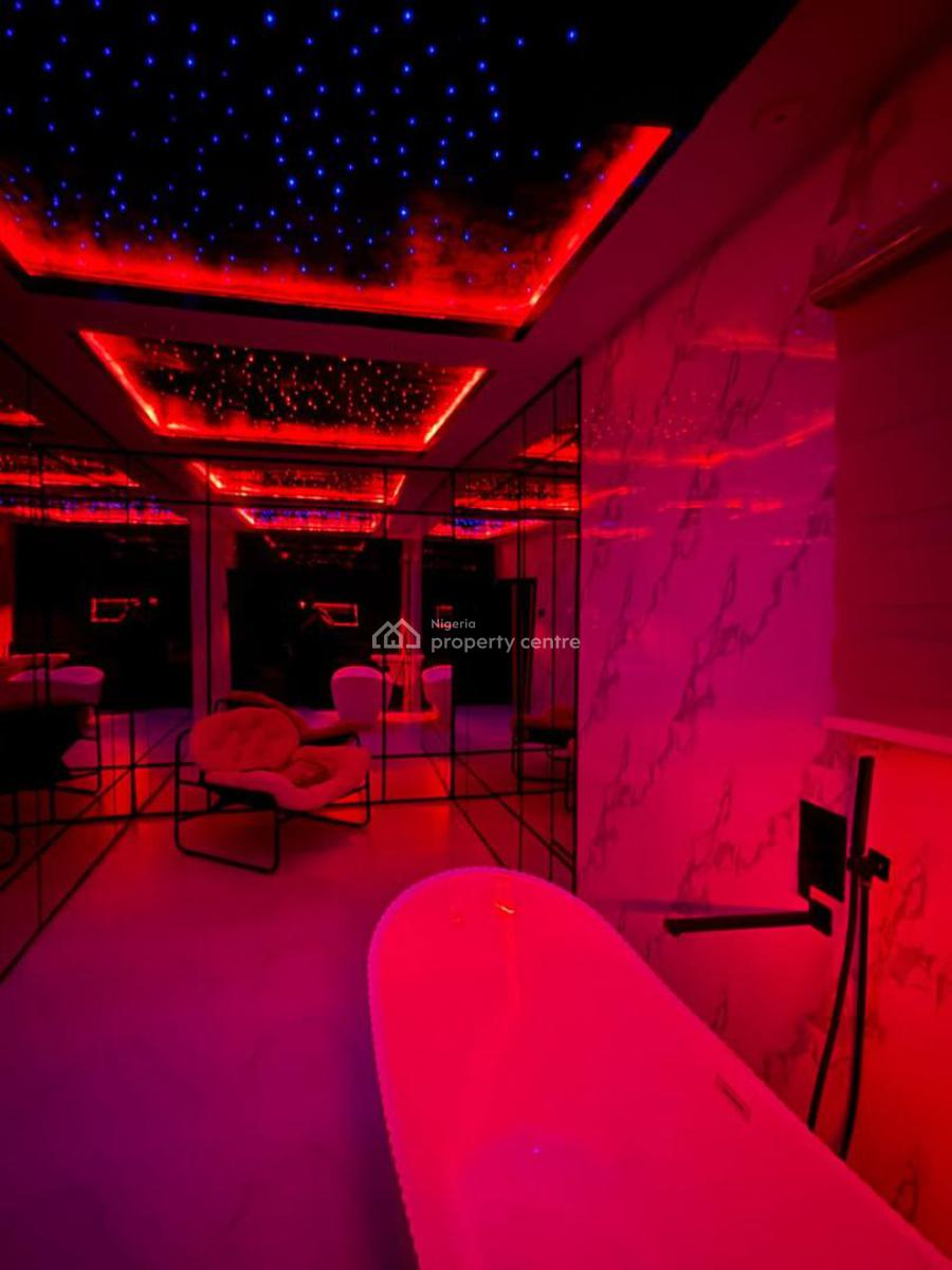 Deluxe 2 Bedroom with a Private Cinema, Bathub and a Bath Lounge, Chevron Lekki, Lekki, Lagos, Flat / Apartment Short Let