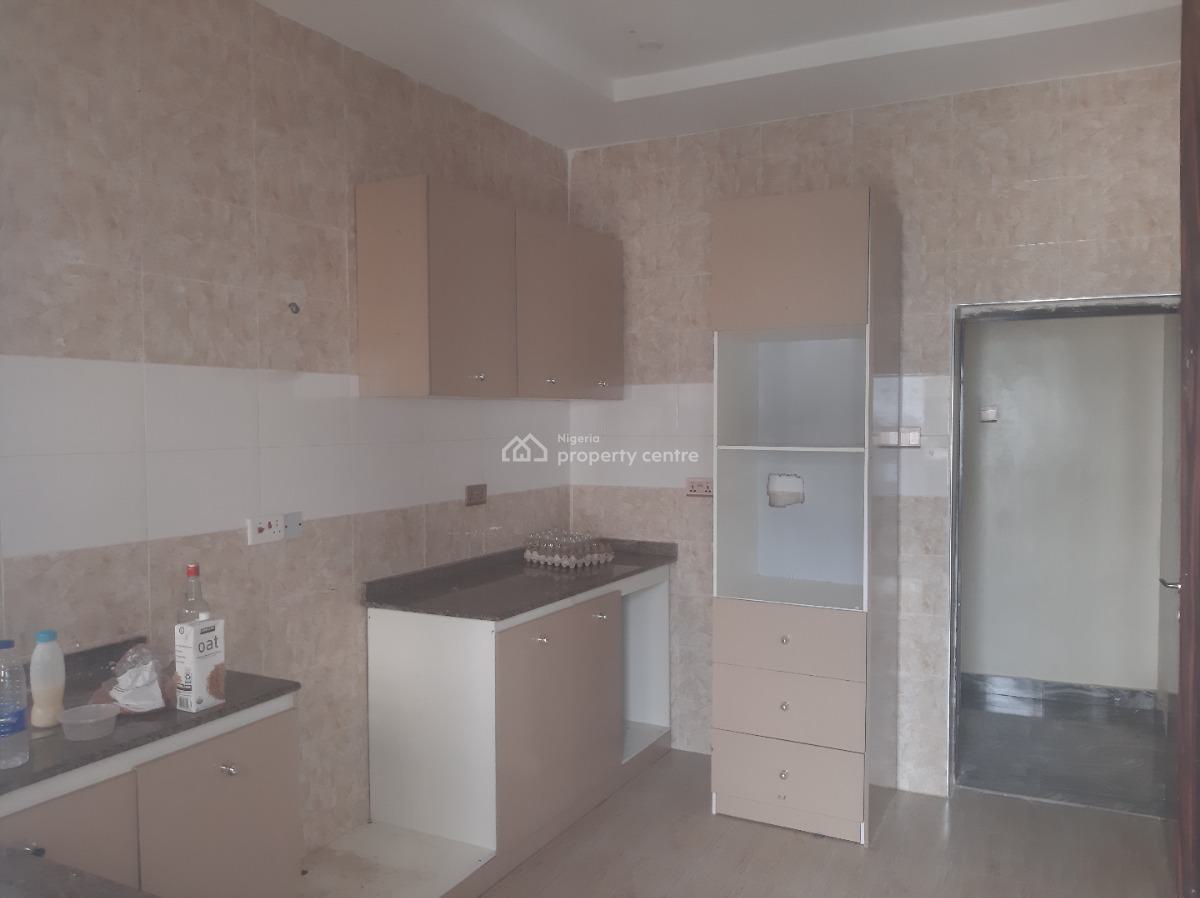 Tastefully Finished and Newly Renovated 3 Bedroom Flat, Jahi By Gilmore, Jahi, Abuja, Flat / Apartment for Rent