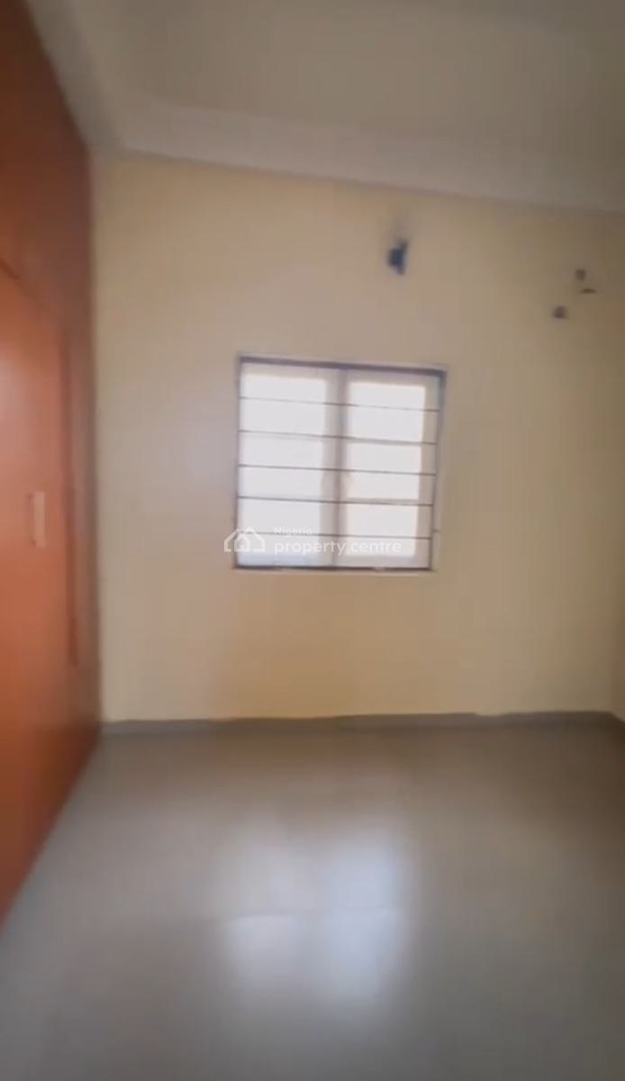 Clean 2 Bedroom Bunglaow, Pay and Pack in, Spacious Compoud, Wuye, Abuja, Detached Bungalow for Rent