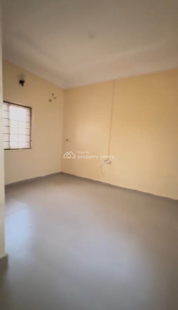 Clean 2 Bedroom Bunglaow, Pay and Pack in, Spacious Compoud, Wuye, Abuja, Detached Bungalow for Rent