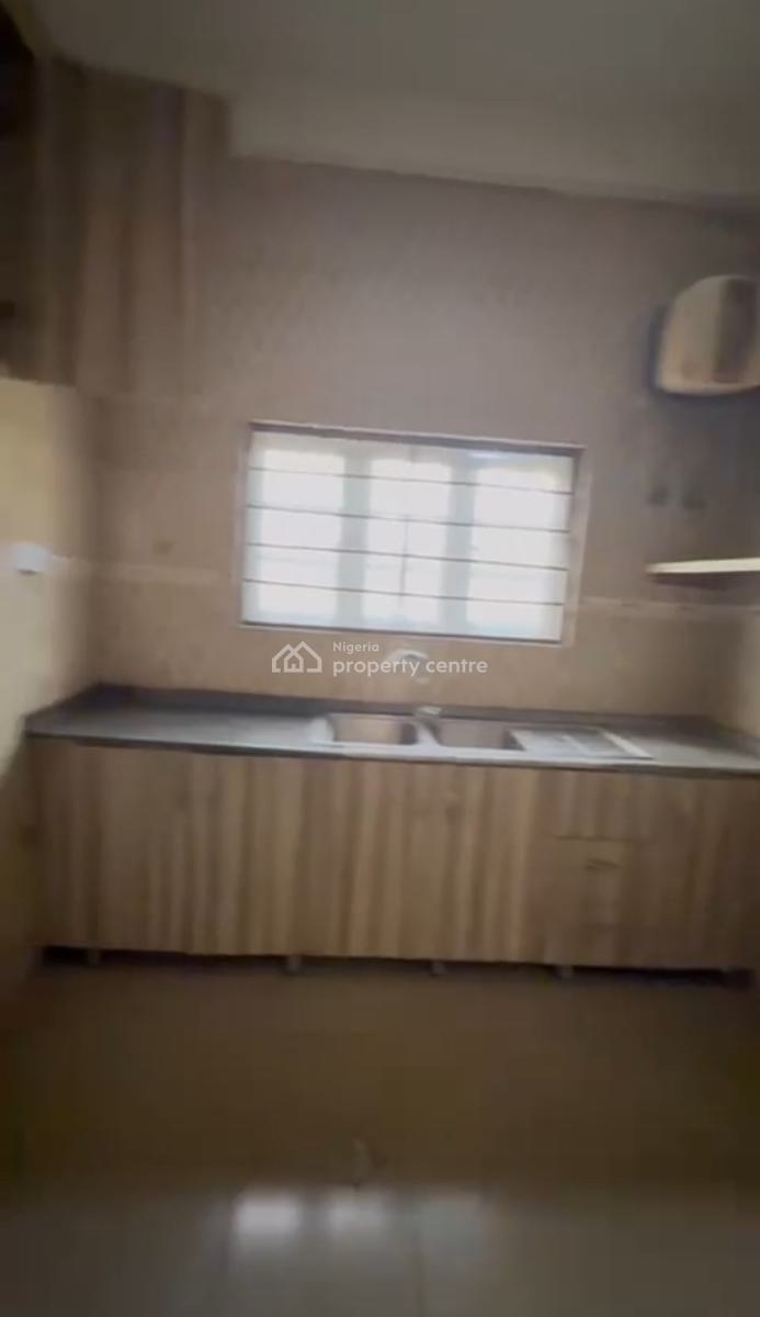 Clean 2 Bedroom Bunglaow, Pay and Pack in, Spacious Compoud, Wuye, Abuja, Detached Bungalow for Rent