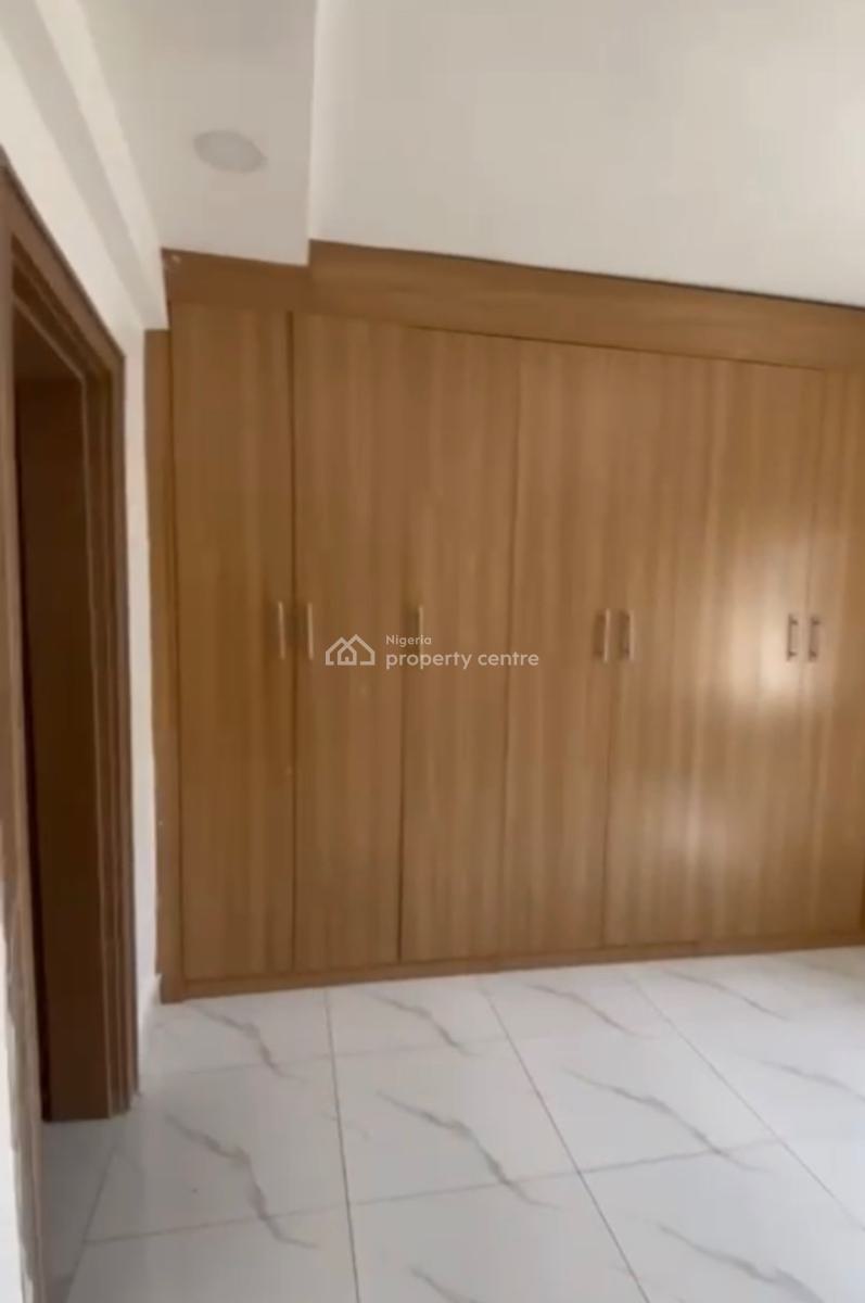 Luxury Clean 3 Bedroom Flat + Tarred Road, Brains and Hammer City, Life Camp, Abuja, House for Rent