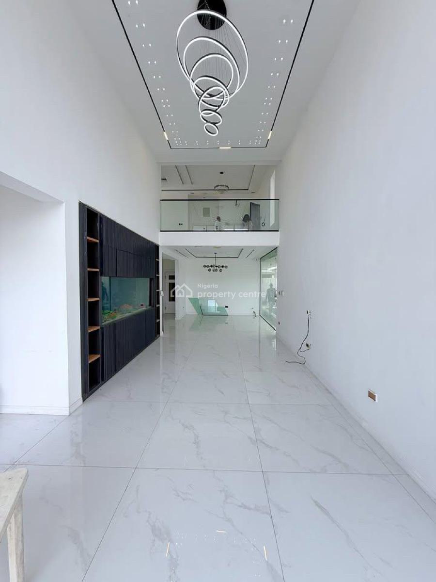 Spacious 5bedroom Fully Detached House with Pool and Bq, Lekki Phase 1, Lekki, Lagos, Detached Duplex for Sale