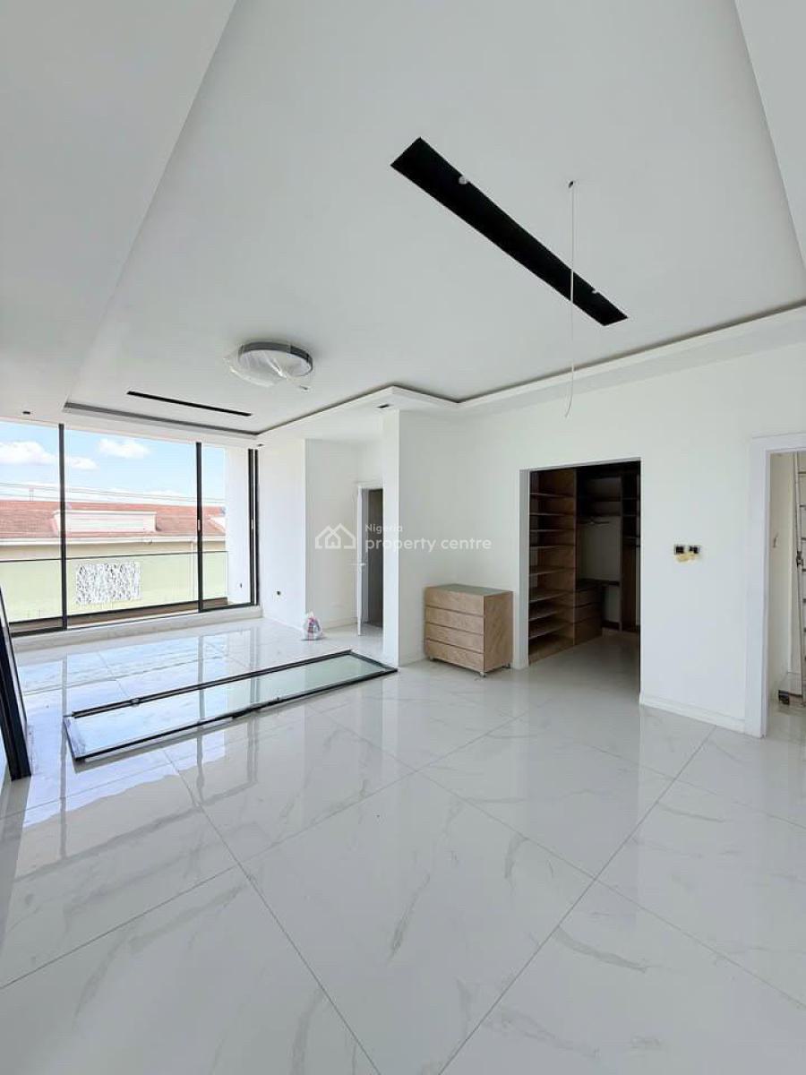 Spacious 5bedroom Fully Detached House with Pool and Bq, Lekki Phase 1, Lekki, Lagos, Detached Duplex for Sale
