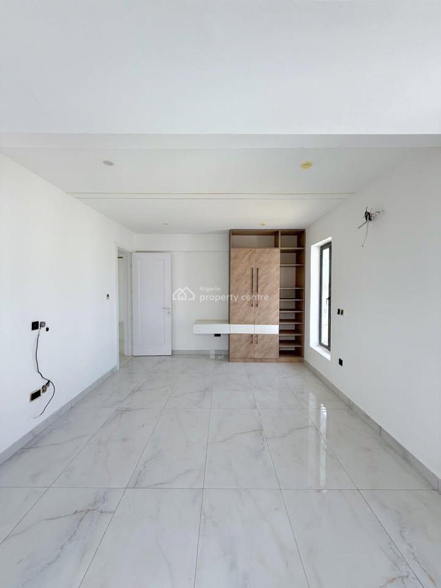 Spacious 5bedroom Fully Detached House with Pool and Bq, Lekki Phase 1, Lekki, Lagos, Detached Duplex for Sale