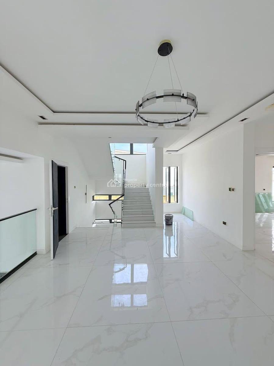Spacious 5bedroom Fully Detached House with Pool and Bq, Lekki Phase 1, Lekki, Lagos, Detached Duplex for Sale