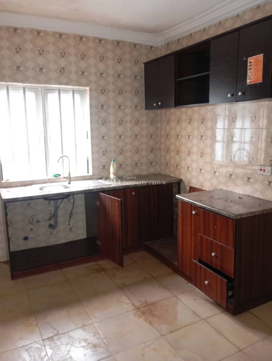 Spacious 3 Bedroom Flat Upstairs,  Room En- Suite, Water Heater, Cctv,, Off Adebowale Street,  Ojodu Berger, Ojodu, Lagos, Flat / Apartment for Rent