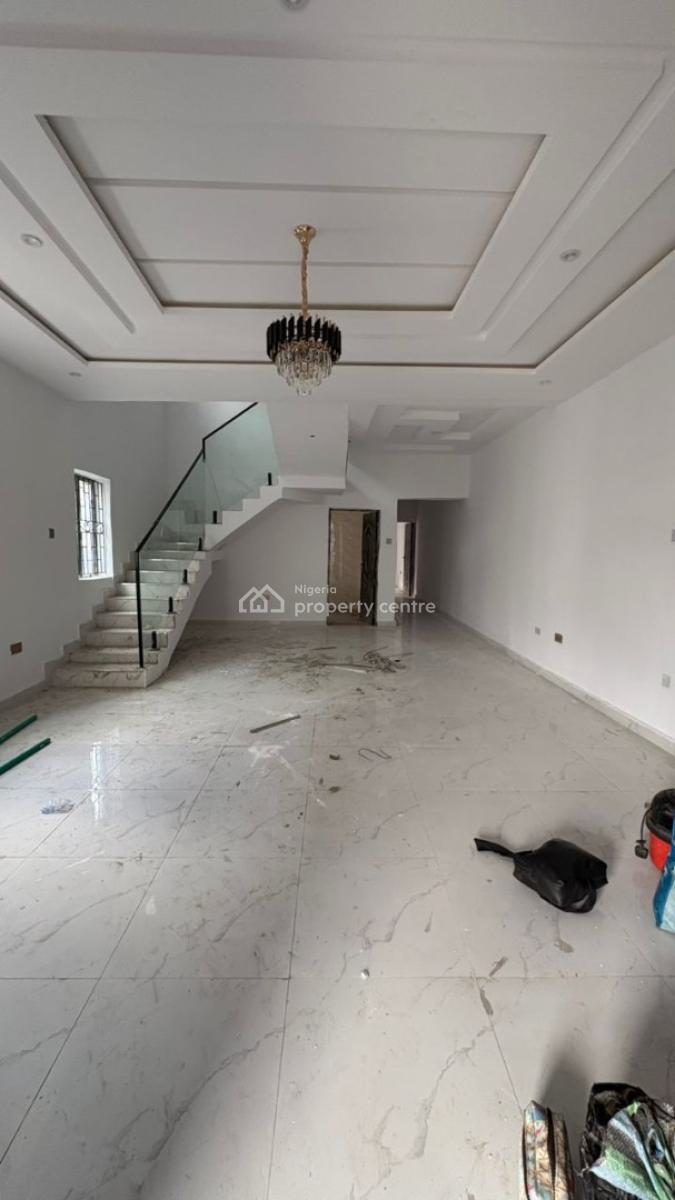 Self Compound 4-bedroom Duplex with Bq, Kolapo Ishola Gra, Akobo, Ibadan, Oyo, Semi-detached Duplex for Rent