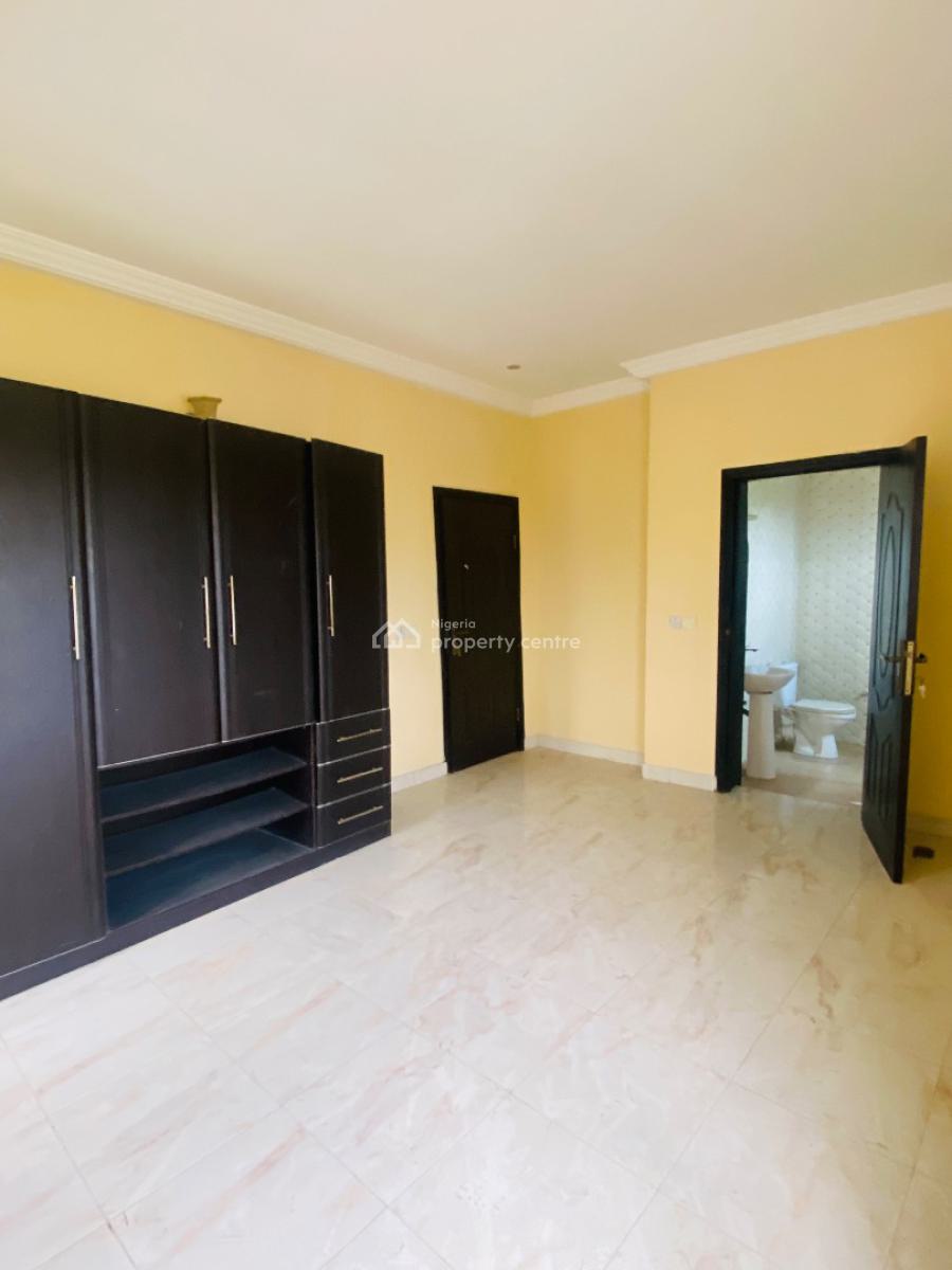 Massive 4 Bedroom Fully Detached Duplex with 2 Bedroom Apartment, Royal Garden, Ajah, Lagos, Detached Duplex for Rent