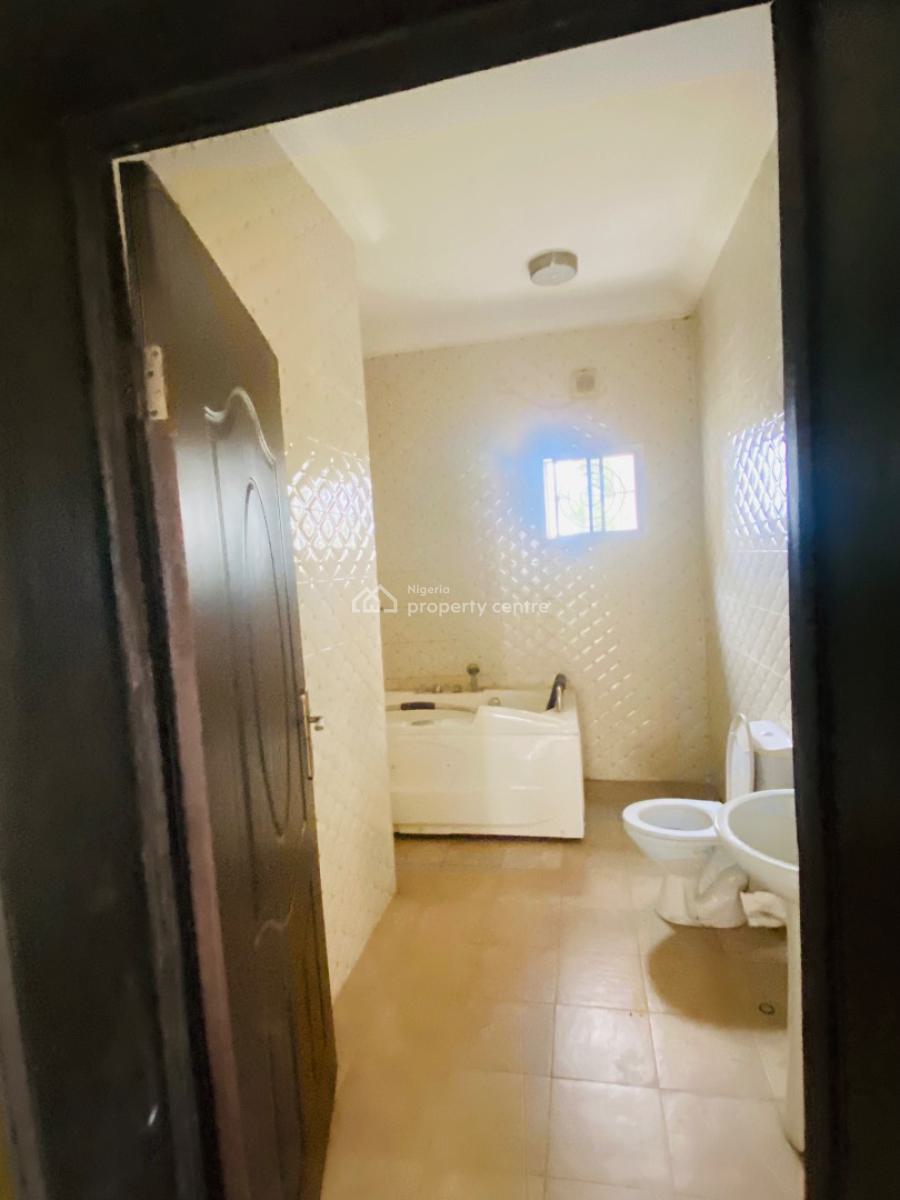 Massive 4 Bedroom Fully Detached Duplex with 2 Bedroom Apartment, Royal Garden, Ajah, Lagos, Detached Duplex for Rent
