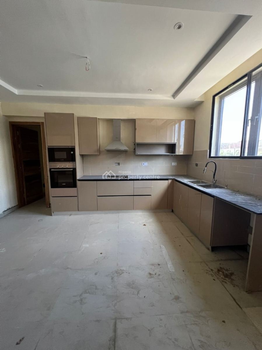 Newly Built 3 Bedrooms Apartment with Bq, Off Admiralty, Lekki Phase 1, Lekki, Lagos, Flat / Apartment for Sale