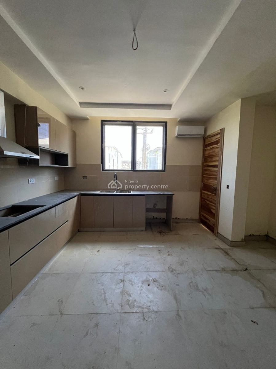 Newly Built 3 Bedrooms Apartment with Bq, Off Admiralty, Lekki Phase 1, Lekki, Lagos, Flat / Apartment for Sale