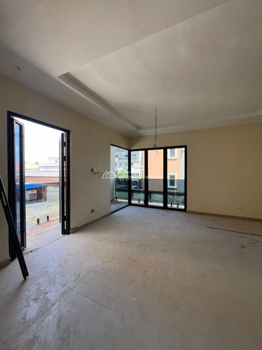 Newly Built 3 Bedrooms Apartment with Bq, Off Admiralty, Lekki Phase 1, Lekki, Lagos, Flat / Apartment for Sale