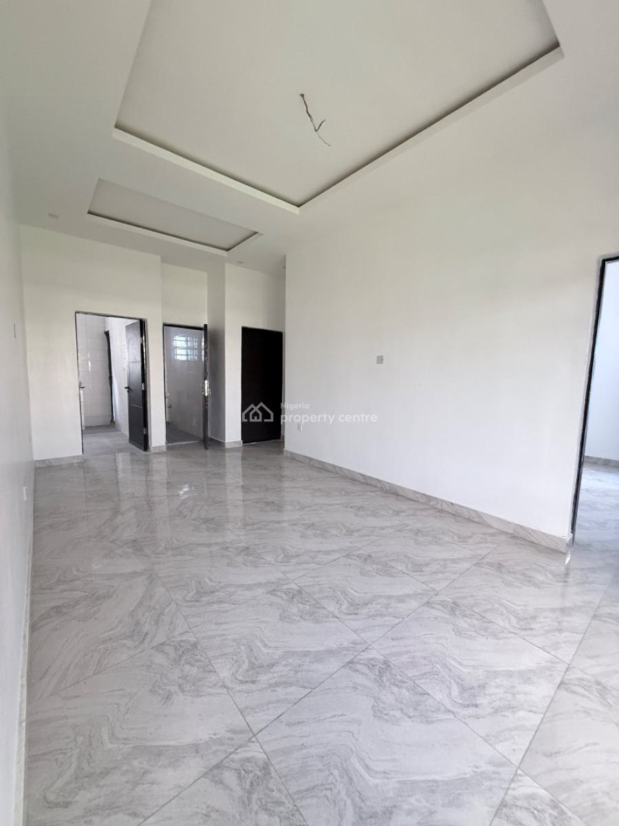 2 Bedroom Apartment, Ologolo, Lekki, Lagos, Flat / Apartment for Sale
