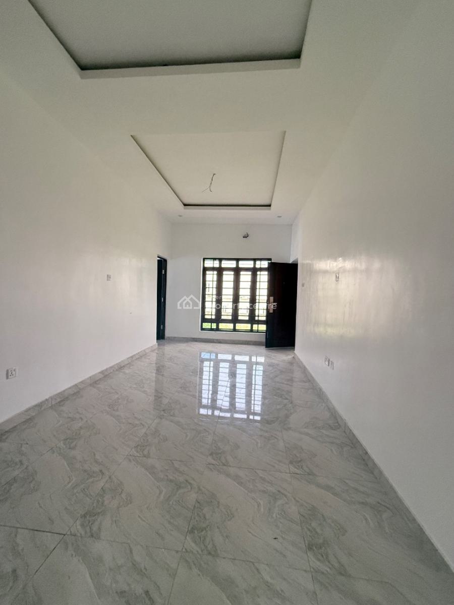 2 Bedroom Apartment, Ologolo, Lekki, Lagos, Flat / Apartment for Sale