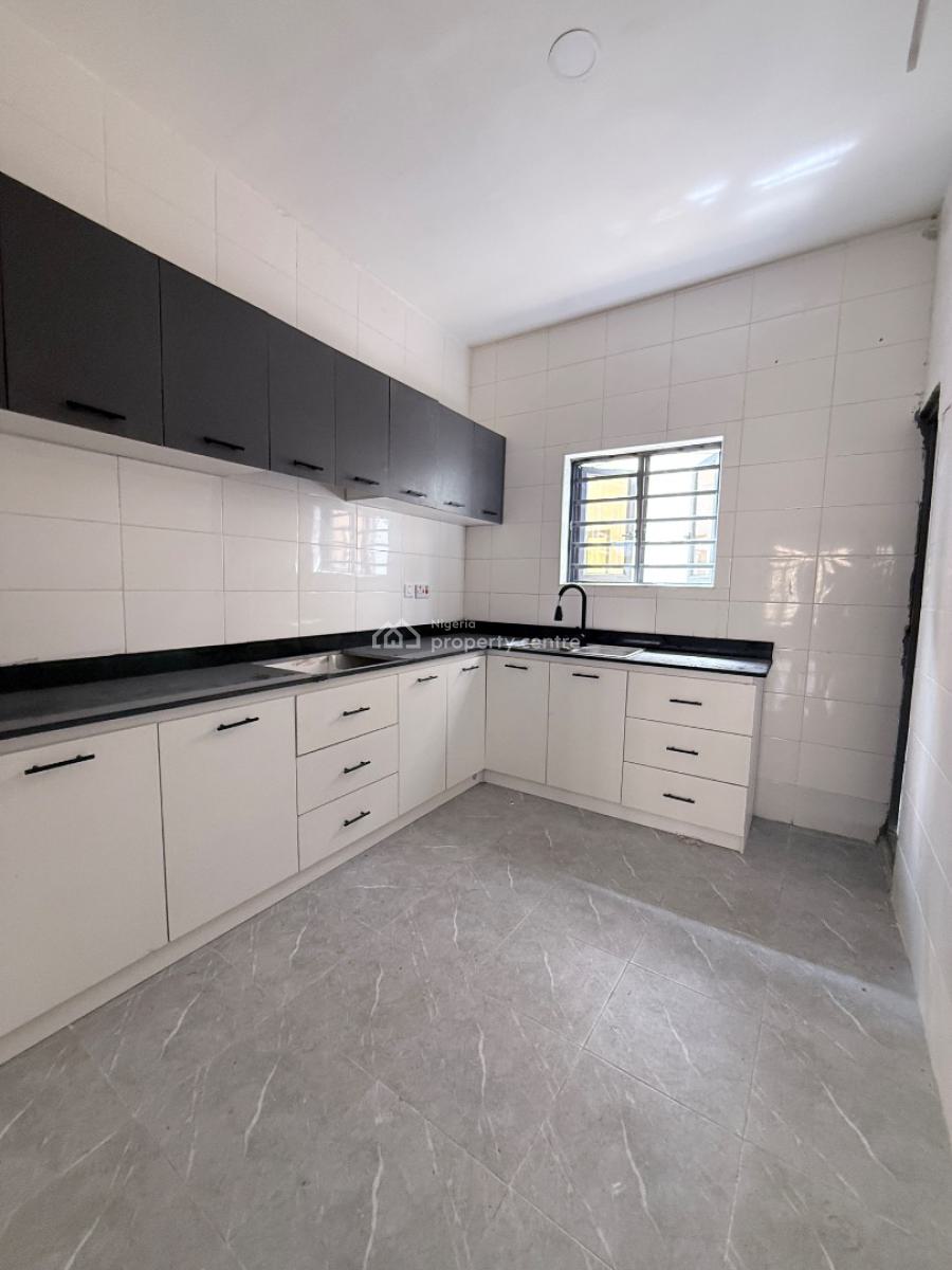 2 Bedroom Apartment, Ologolo, Lekki, Lagos, Flat / Apartment for Sale