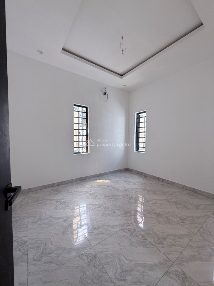 2 Bedroom Apartment, Ologolo, Lekki, Lagos, Flat / Apartment for Sale