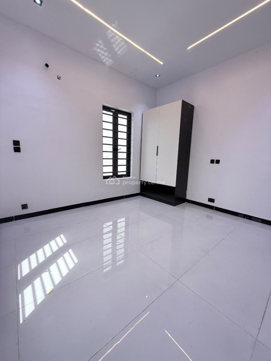 Luxurious 5-bedroom Fully Detached Duplexes, Ologolo, Lekki, Lagos, Detached Duplex for Sale