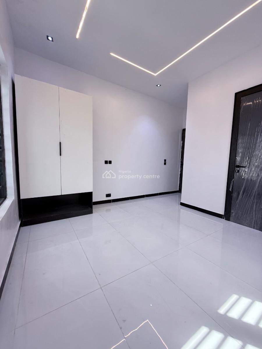 Luxurious 5-bedroom Fully Detached Duplexes, Ologolo, Lekki, Lagos, Detached Duplex for Sale