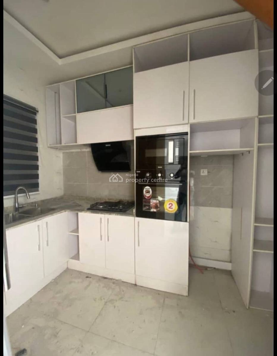 Standard N Nice Single Room Upstairs) Shared Apt, Chevron Lekki Lagos, Lekki, Lagos, Self Contain (single Rooms) for Rent