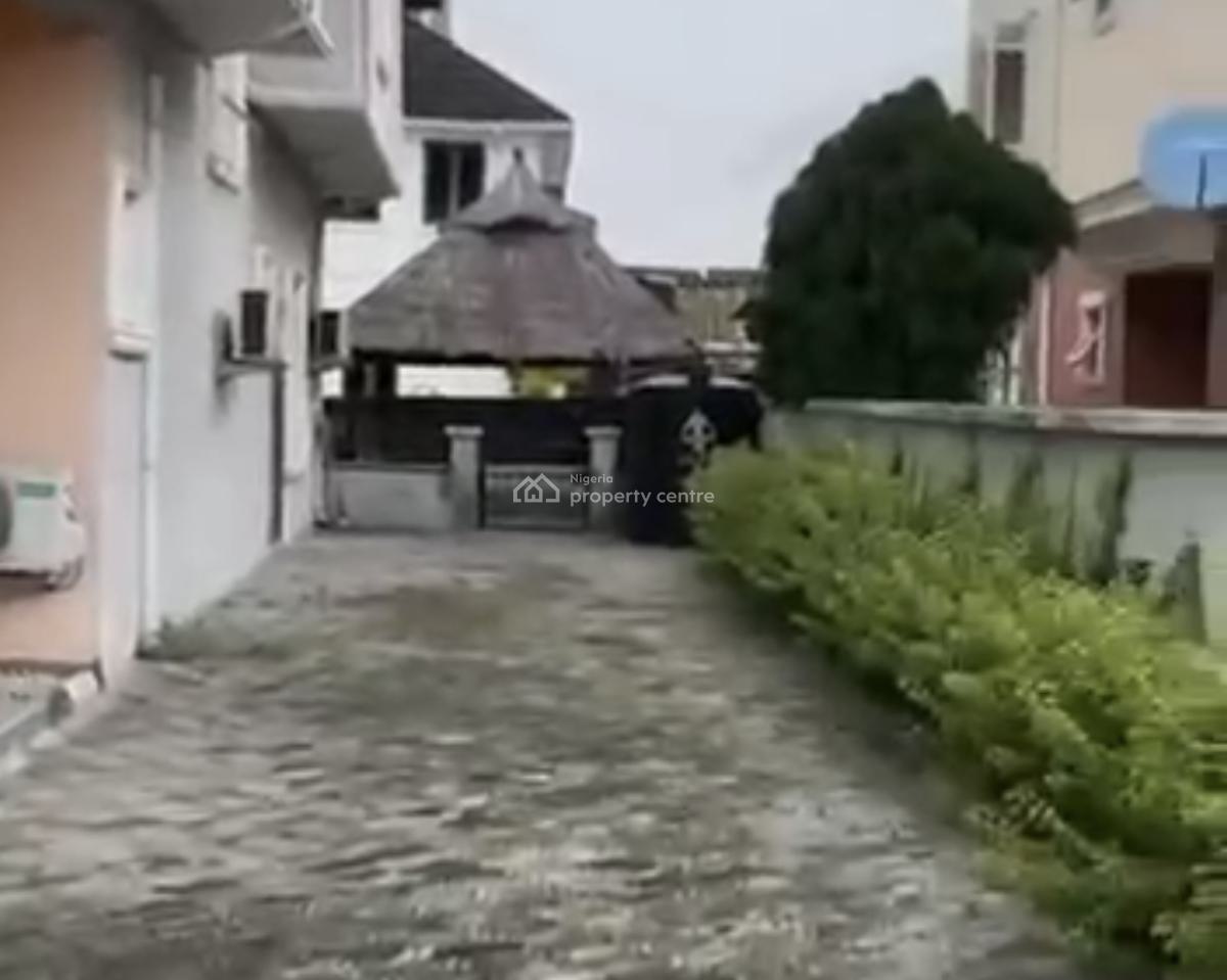 5 Bedroom Duplex Distress, Royal Garden Estate, Ajah, Lagos, Detached Duplex for Sale
