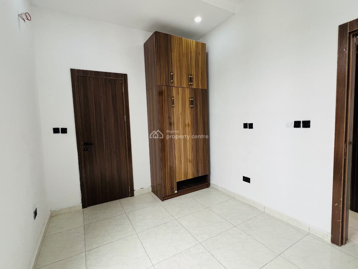 4bedroom Semi Detached with Bq, Ikota, Lekki, Lagos, Semi-detached Duplex for Sale