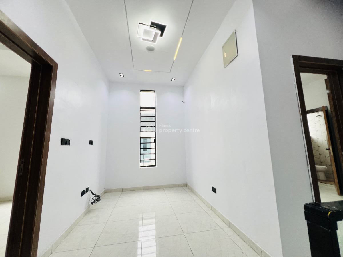 4bedroom Semi Detached with Bq, Ikota, Lekki, Lagos, Semi-detached Duplex for Sale