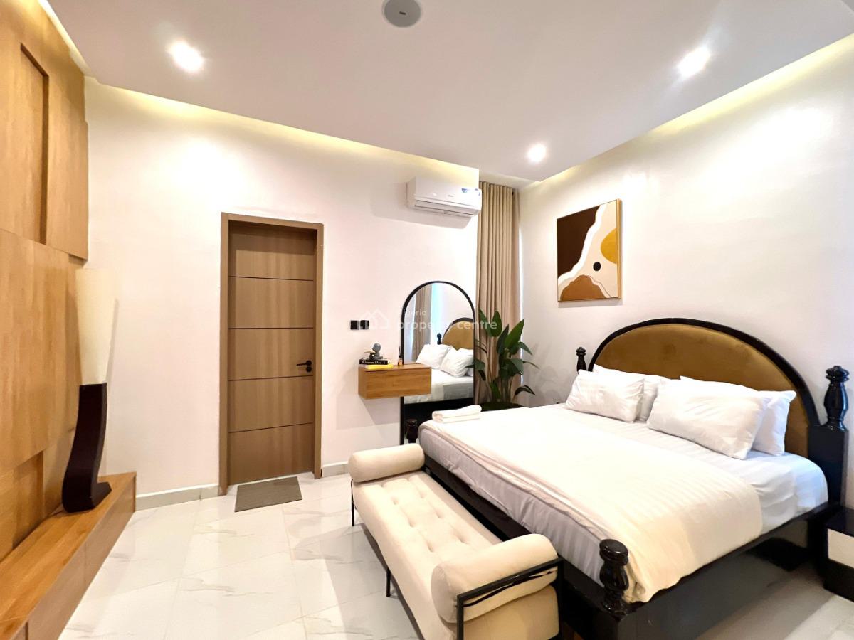 Luxury 2 Bedroom with Ps5, Balcony & Snooker, Lekki, Lekki Phase 1, Lekki, Lagos, Flat / Apartment Short Let