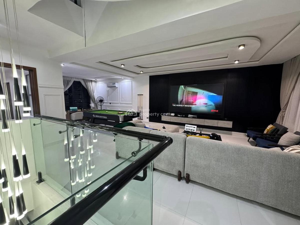 Dee_short New Beautiful 5 Bedroom Duplex + 1 Bedroom Bq Apartment, Lekki Phase 1, Lekki, Lagos, Flat / Apartment Short Let