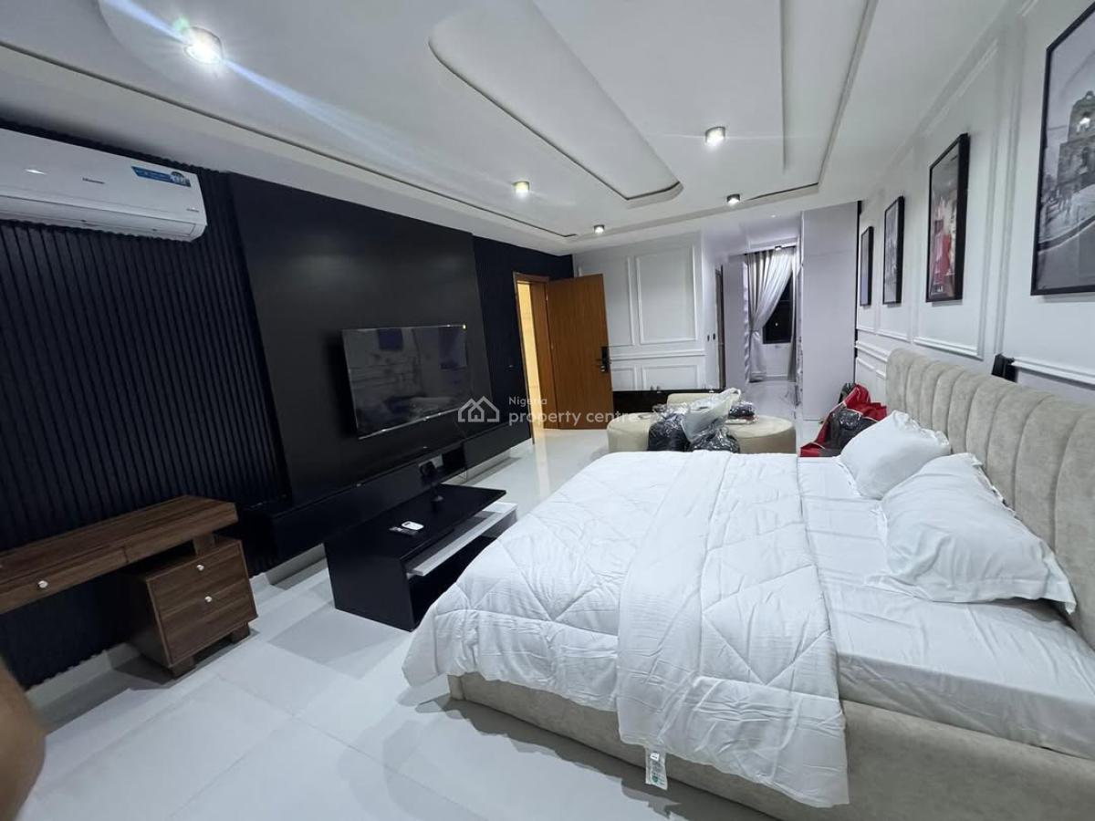 Dee_short New Beautiful 5 Bedroom Duplex + 1 Bedroom Bq Apartment, Lekki Phase 1, Lekki, Lagos, Flat / Apartment Short Let