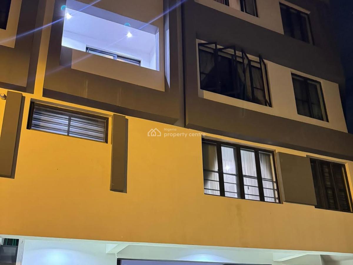 Dee_short New Beautiful 5 Bedroom Duplex + 1 Bedroom Bq Apartment, Lekki Phase 1, Lekki, Lagos, Flat / Apartment Short Let