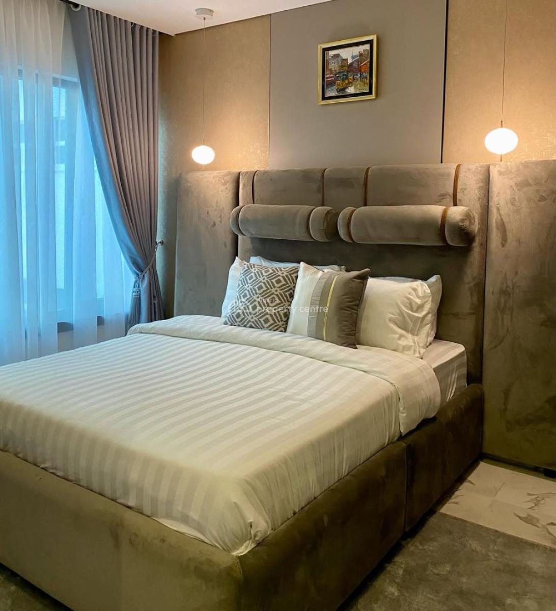 Dee_short Beautiful Three Bedroom Apartment, Ikoyi, Lagos, Flat / Apartment Short Let