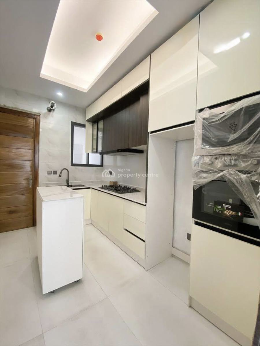 Newly Built 2bedroom Flat, Lekki Phase 1, Lekki, Lagos, Block of Flats for Sale