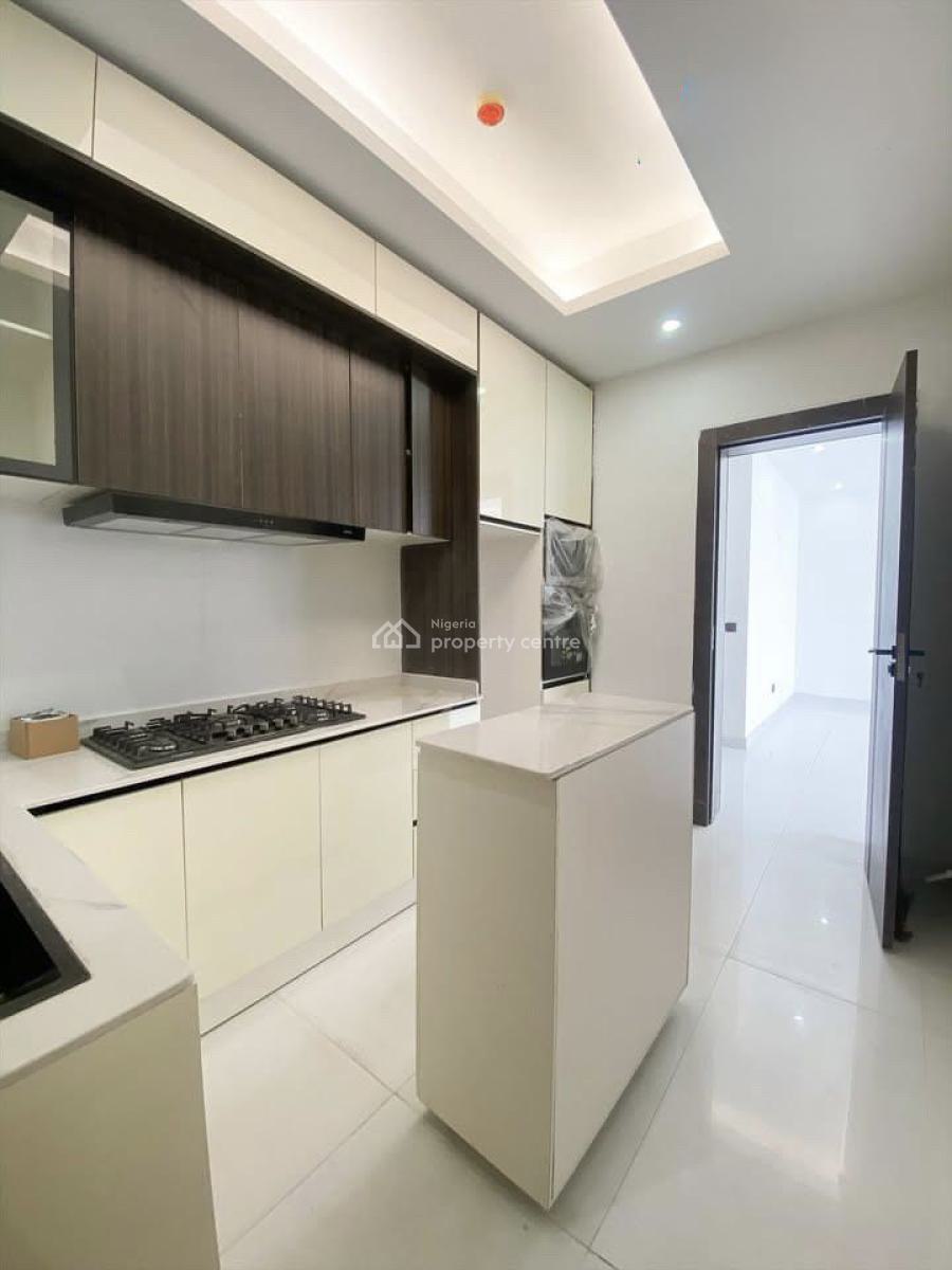 Newly Built 2bedroom Flat, Lekki Phase 1, Lekki, Lagos, Block of Flats for Sale