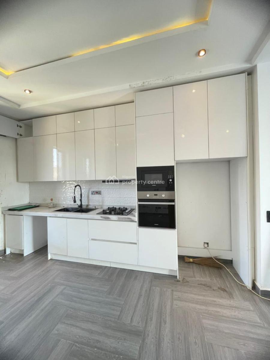 Luxurious 1 Bedroom Flat, Lekki Phase 1, Lekki, Lagos, Flat / Apartment for Rent