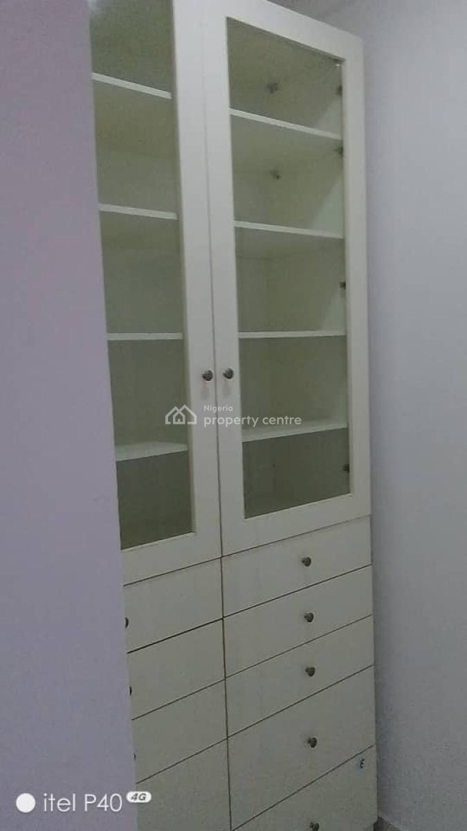 Spacious 2 Bedroom Apartment + Bq, Victoria Island (vi), Lagos, Flat / Apartment for Rent
