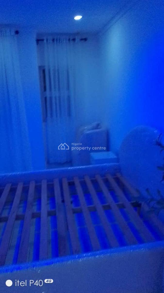 Spacious 2 Bedroom Apartment + Bq, Victoria Island (vi), Lagos, Flat / Apartment for Rent