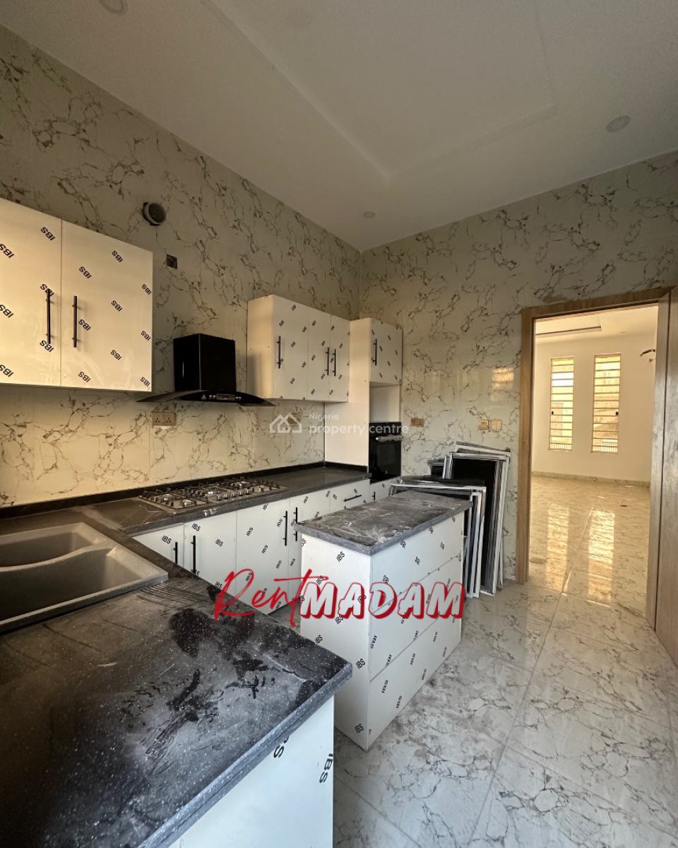 Lush 4 Bedroom Terrace + Gym, Pool & Playground, Ikota, Lekki, Lagos, Flat / Apartment for Rent